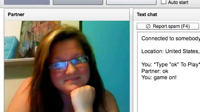 Vidéo Blonde Melanie filme porno vierge lors de sa séance de pipe