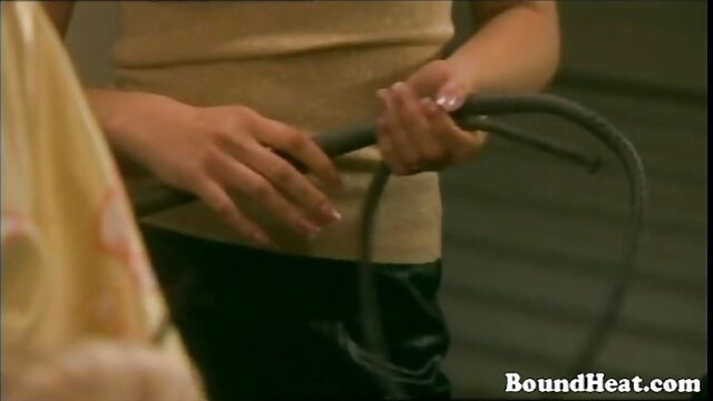 Vidéo Filles de yoga CFNM échangeant du sperme filme porno vierge en groupe