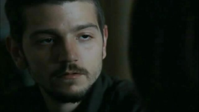 Vidéo La chatte film sex vierge d'Alix et le cul d'August se font lécher!