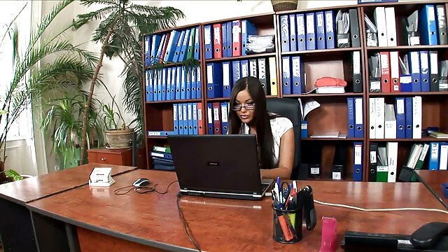 Vidéo Groupe de film porno des filles vierges filles