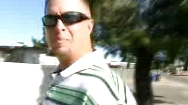 Vidéo Private Casting-X - film sex vierge Elle adore sucer des couilles