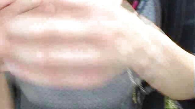 Vidéo Curvy Amia se fait porno les vierges prendre en levrette avec une bite de mammouth