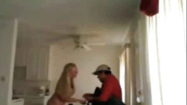 Vidéo Desi Bangla Cutie Jungle Gangbang film porno femme vierge