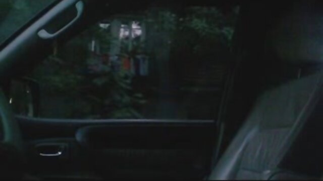 Vidéo Une écolière STP4 rencontre un inconnu film x fille vierge et perd sa cerise!