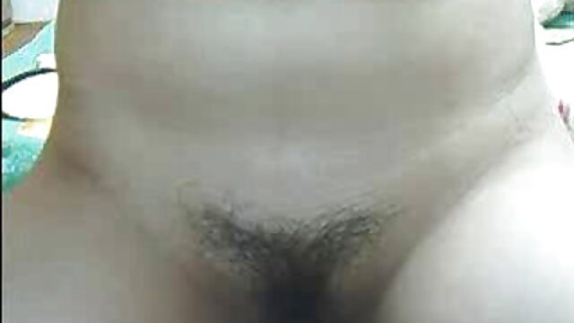 Vidéo Amateur hardcore jouet porno le long de la mince filme porno vierge Karen