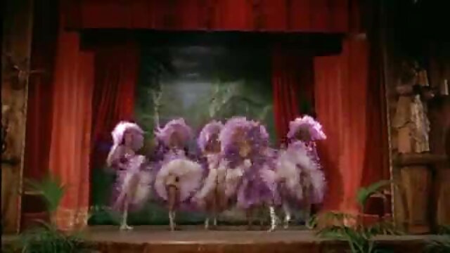 Vidéo footjob porno hub vierge amateur si chaud