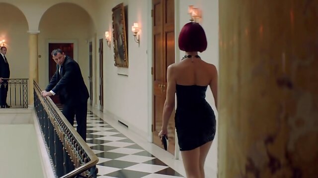 Vidéo J'ai rencontré une douce senorita video porno fille vierge du côté est ...