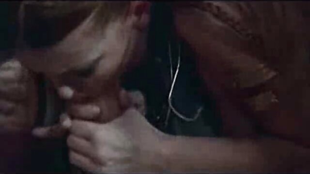 Vidéo Ahoy porno fille vierge arabe capitaine