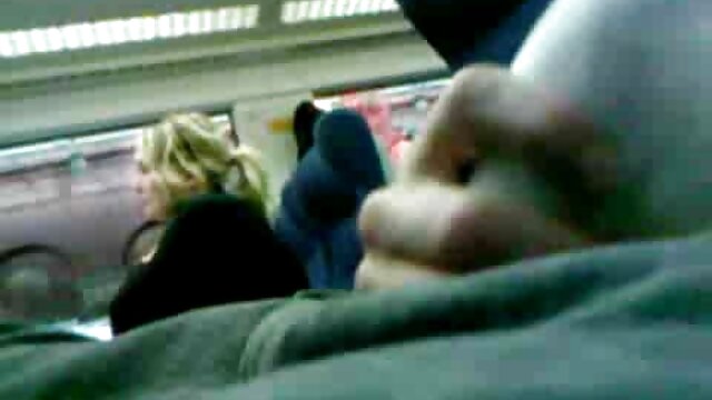 Vidéo Agent de bureau porno hub vierge amateur de cockriding en euro