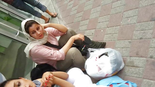 Vidéo Petite sexe gratuit vierge jeune ado séduit pour baiser par grand-père à grosse bite