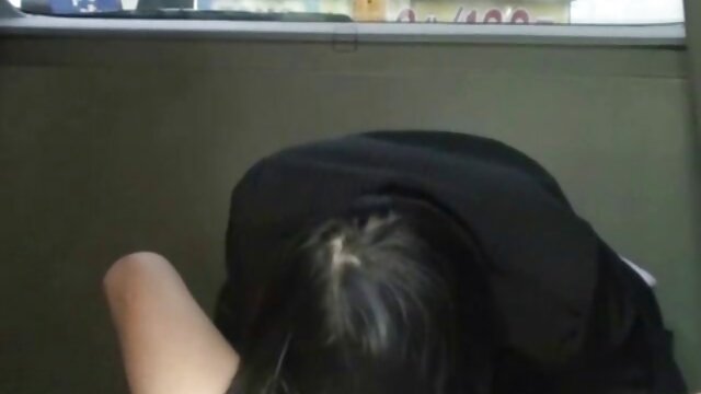 Vidéo Ebony sex fille vierge gratuit MILF secoue son cul massif devant sa webcam