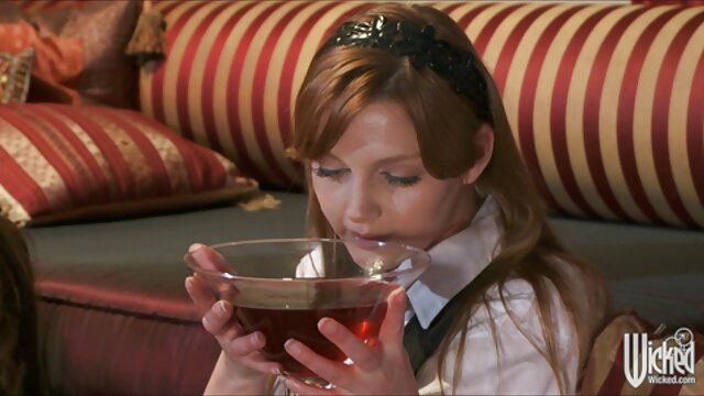 Vidéo Maman arabe vierge porno ordinaire 10