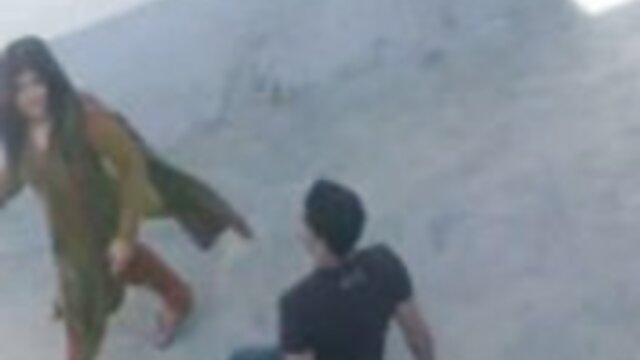 Vidéo Les filles européennes Kristina Miller et porno video fille vierge Courtney Blue baisées