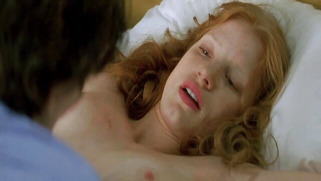 Vidéo Bigboobs belle-mère porno avec des vierges scissorfucking belle-fille